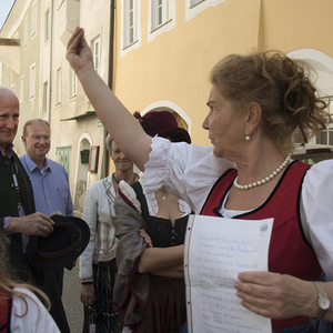 Benefizmarkt der Goldhaubenfrauen