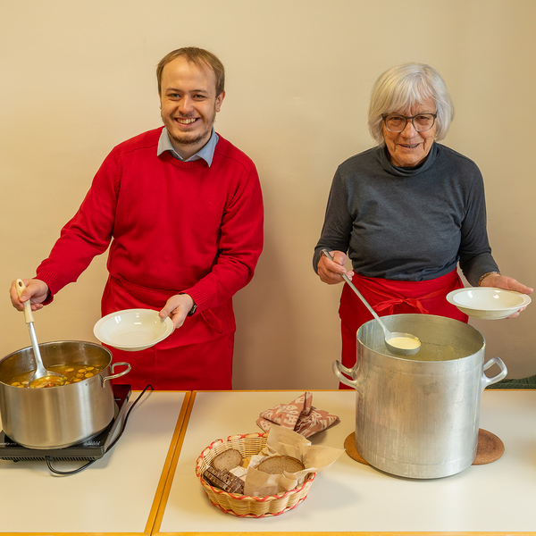 Suppenessen Pfarre Kirchdorf an der Krems / Foto Haijes Suppenessen Pfarre Kirchdorf an der Krems
