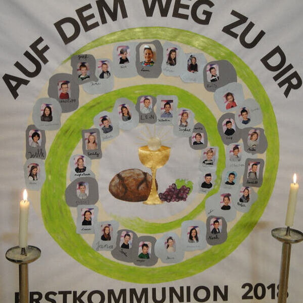 Vorstellungsgottesdienst der Erstkommunionskinder / © Pfarrgemeinde Dietach Vorstellungsgottesdienst der Erstkommunionskinder