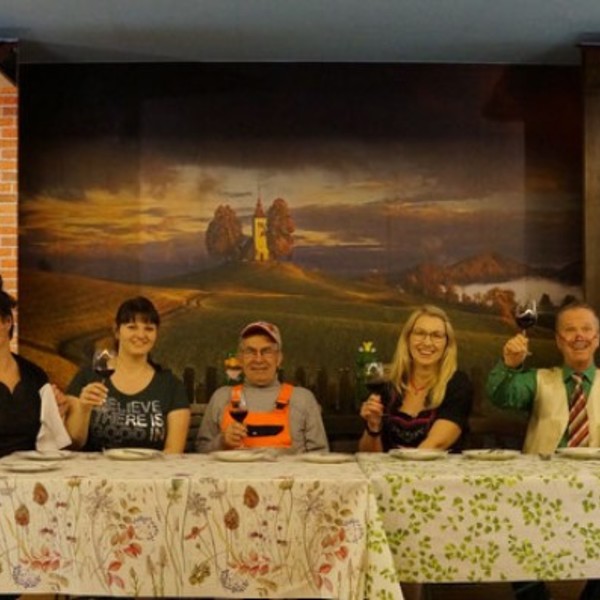 Theatergruppe / Theatergruppe Pfarre Schönering Theatergruppe Pfarre Schönering